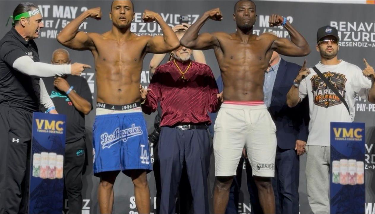 El boxeador barranquillero Juan Carlos Carrillo y el ecuatoriano Marlon Delgado.