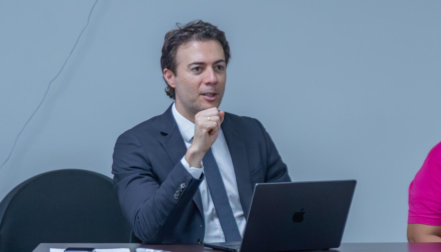 El superintendente de Salud, Daniel Quintero Calle.