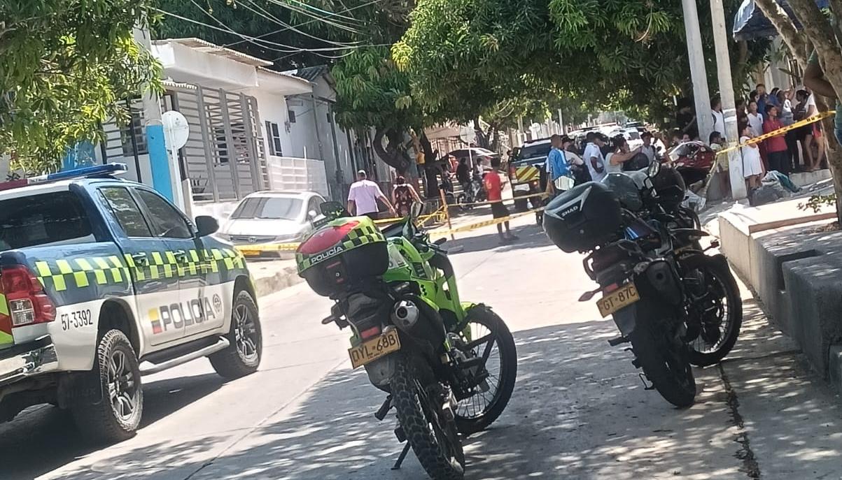 La Policía acordonó el lugar de los hechos. 