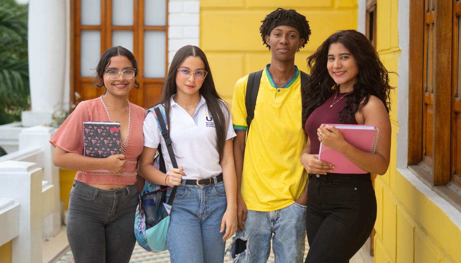 Estudiantes de la IUB.