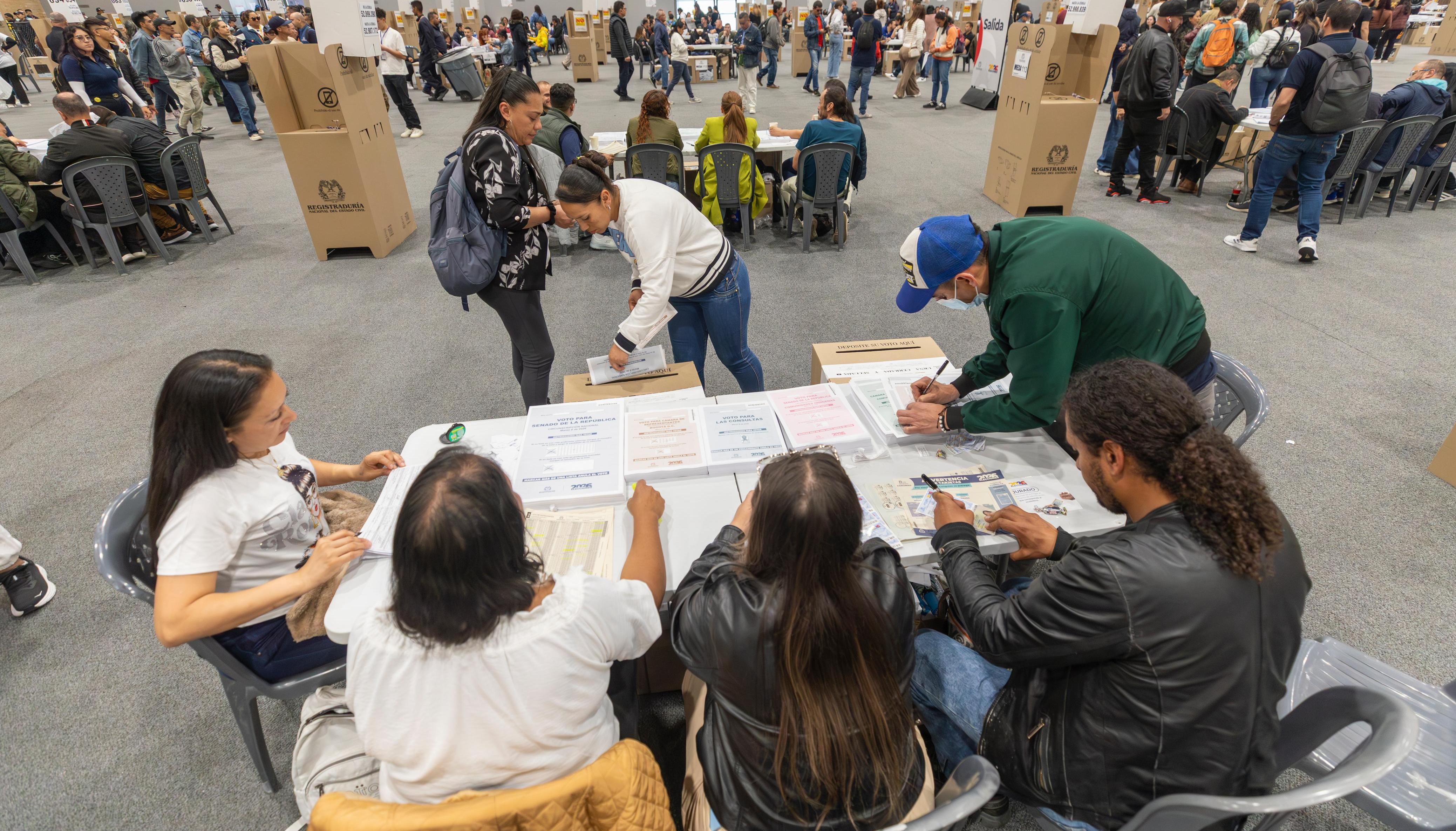 Imagen de referencia de puesto de votación.
