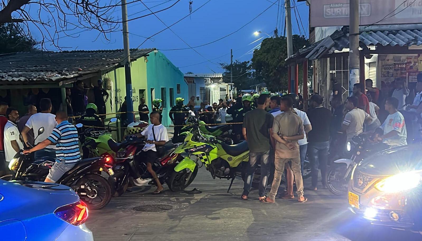 La Policía acordonó el área de los hechos. 