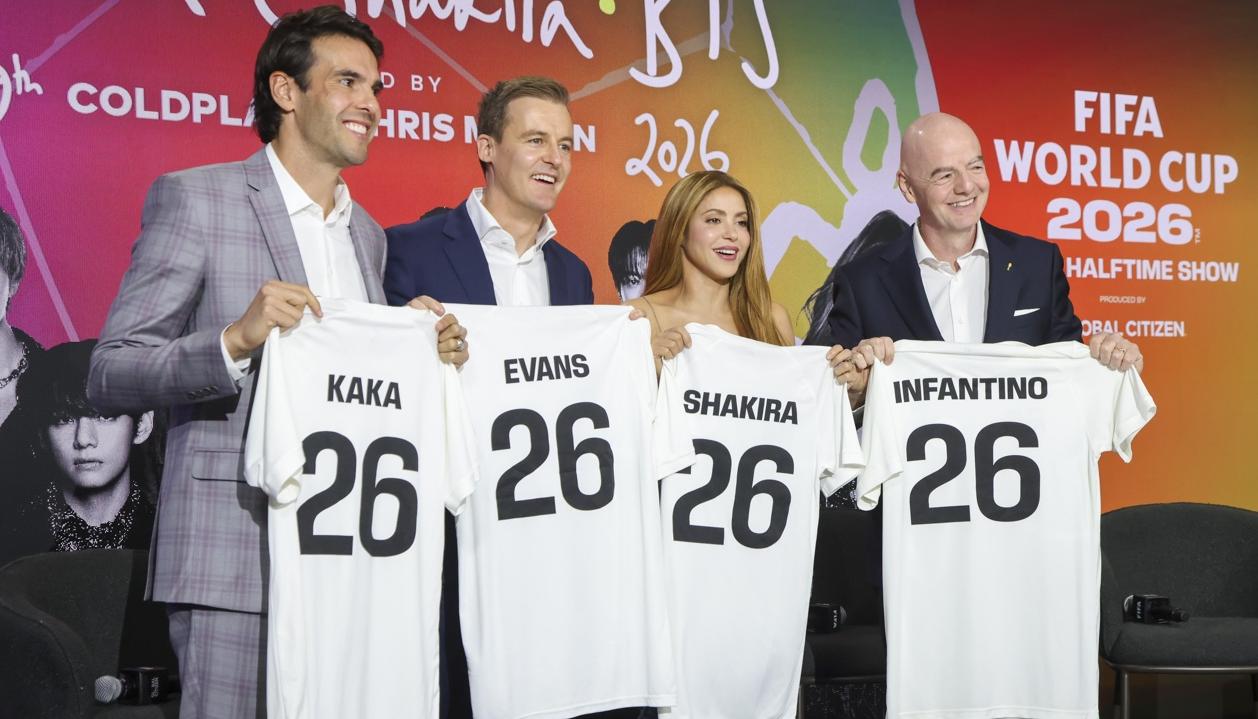 El exfutbolista brasileño Kaka; el CEO y fundador de Global Citizen, Hugh Evans; la cantante barranquillera Shakira y el presidente de la FIFA, Gianni Infantino. 