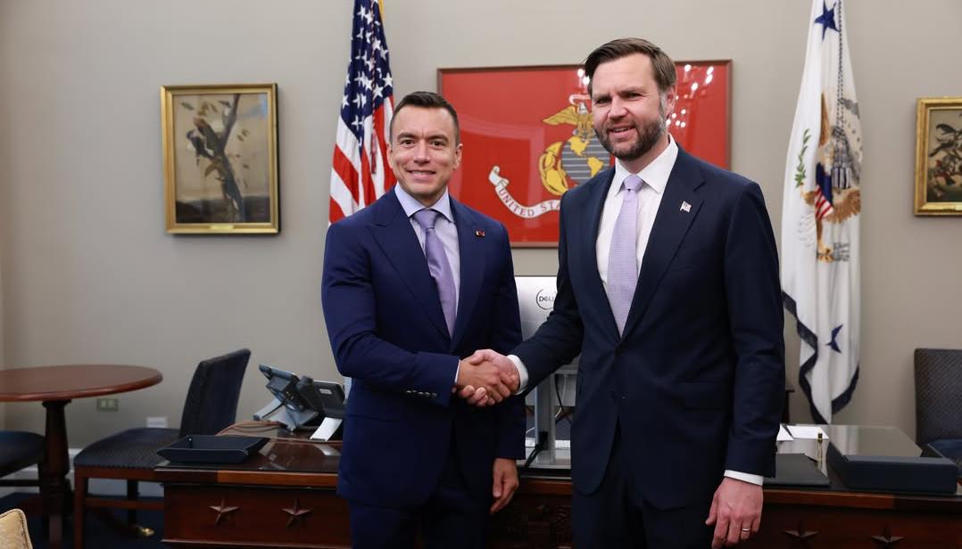 El presidente de Ecuador, Daniel Noboa, junto a JD Vance, vicepresidente de Estados Unidos.