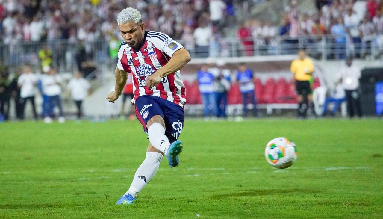 Teófilo Gutiérrez marcó el penalti de la clasificación a la final.
