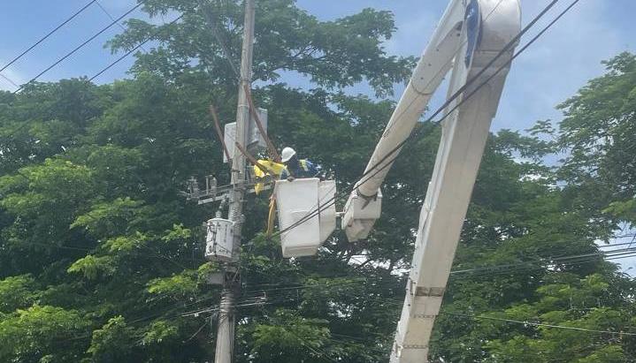 Trabajos de mantenimiento de Air-e