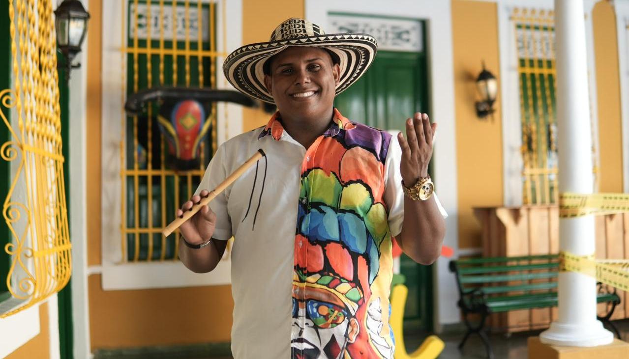 Christian Páez, el folclorista barranquillero detrás de la versión de ‘Dai Dai’ que cautivó a Shakira