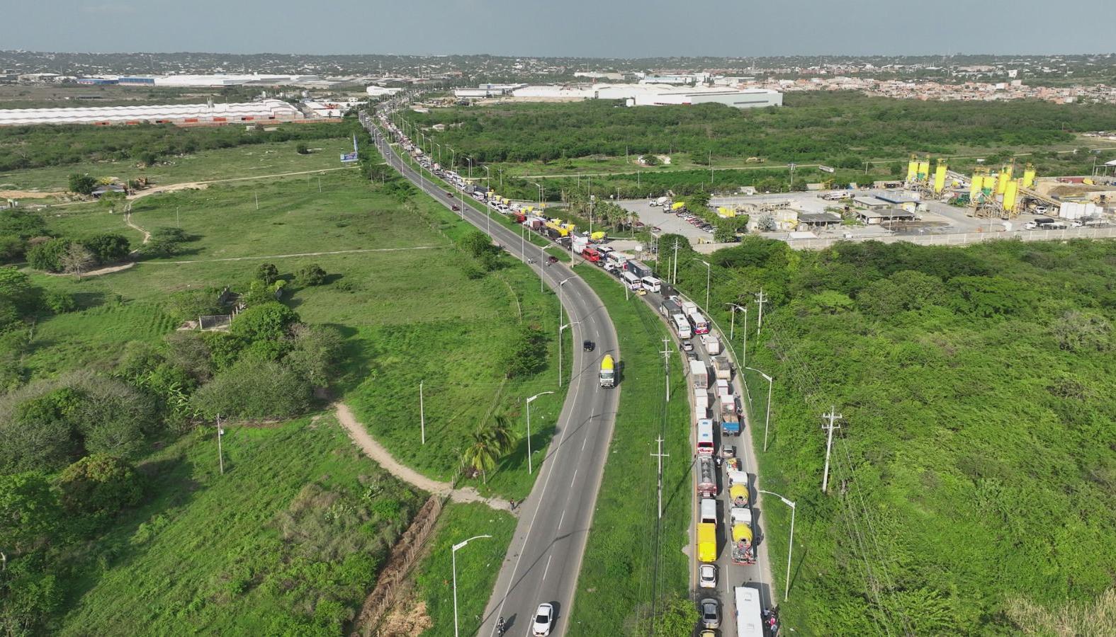 Afectaciones a la movilidad en la vía de La Cordialidad. 