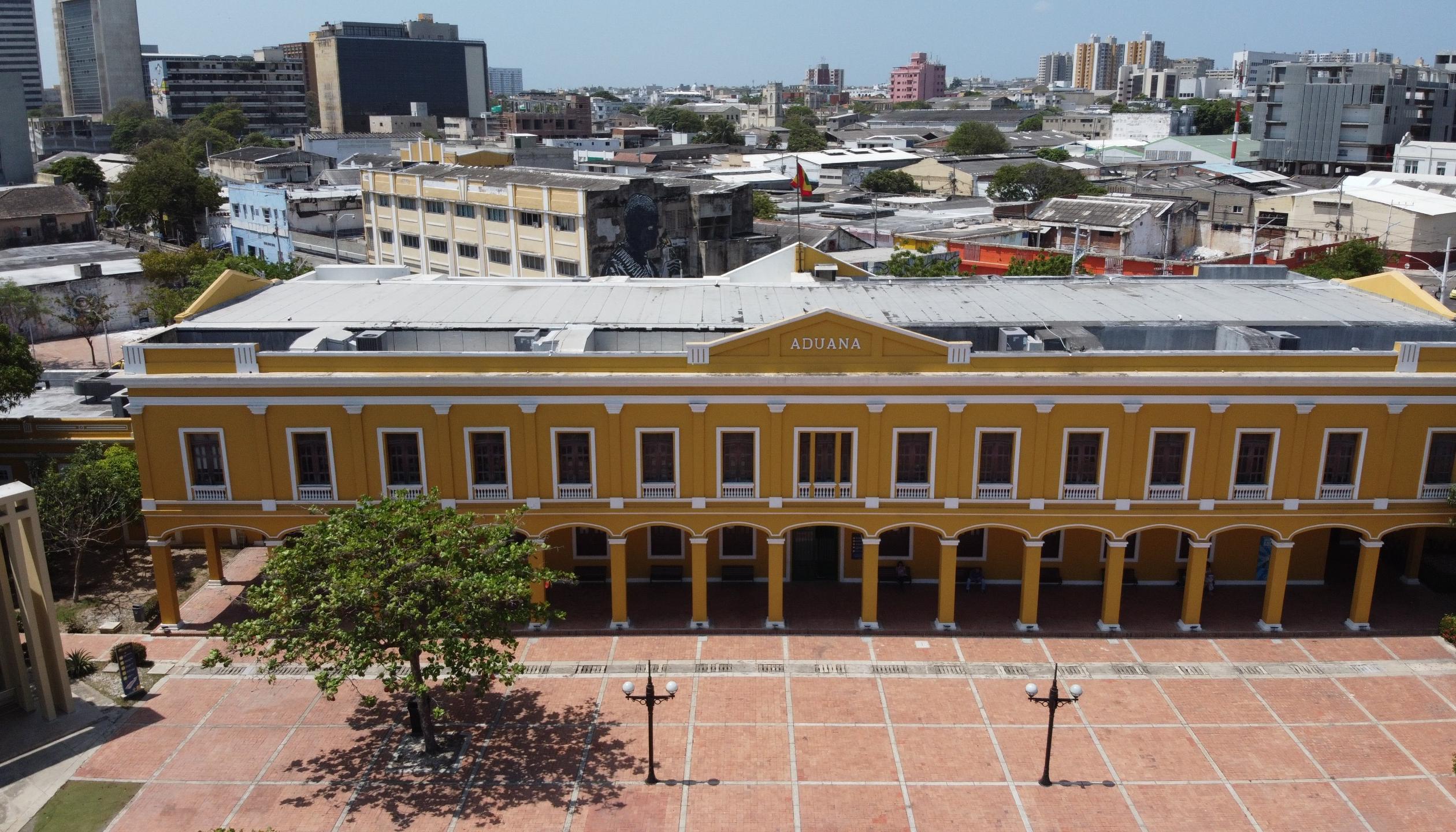 La Aduana. 