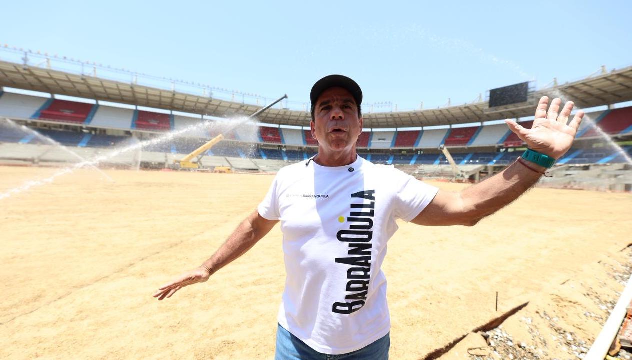 El alcalde Alejandro Char recorrió las obras del estadio junto a Zona Cero.