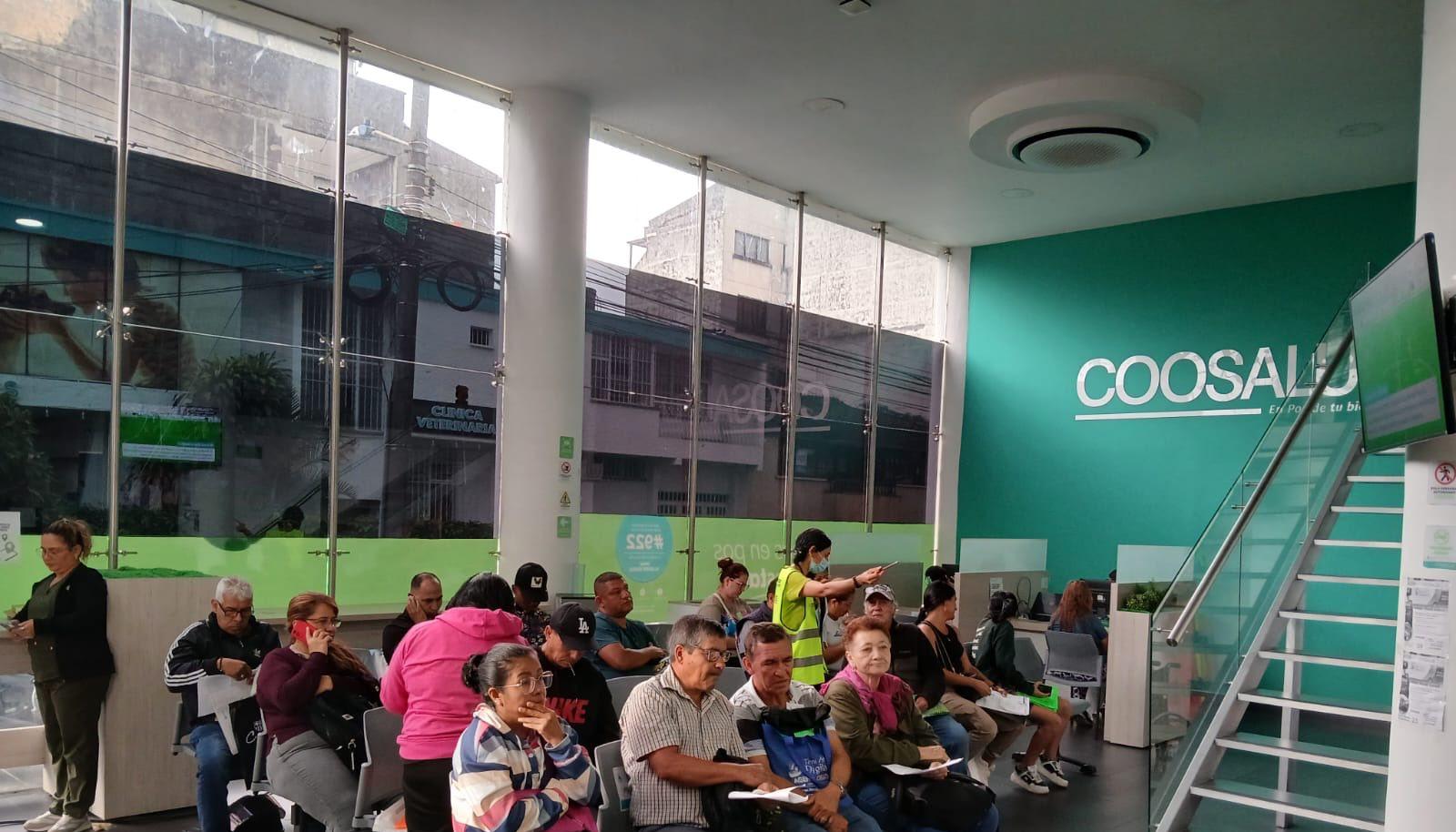 Sede de atención de Coosalud EPS. 