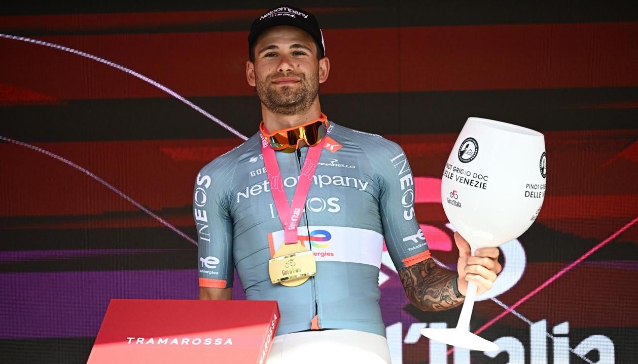 El italiano Filippo Ganna, ganador de la décima etapa del Giro.