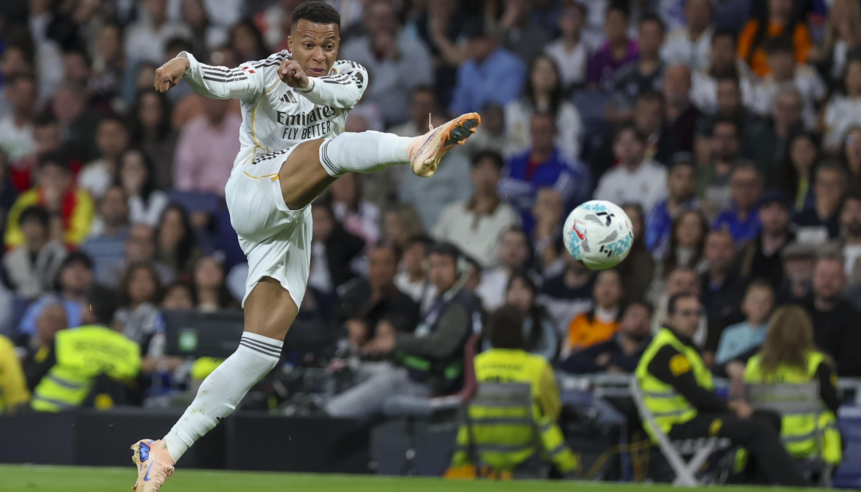 El francés Kylian Mbappé durante el partido del Real Madrid contra el Oviedo.