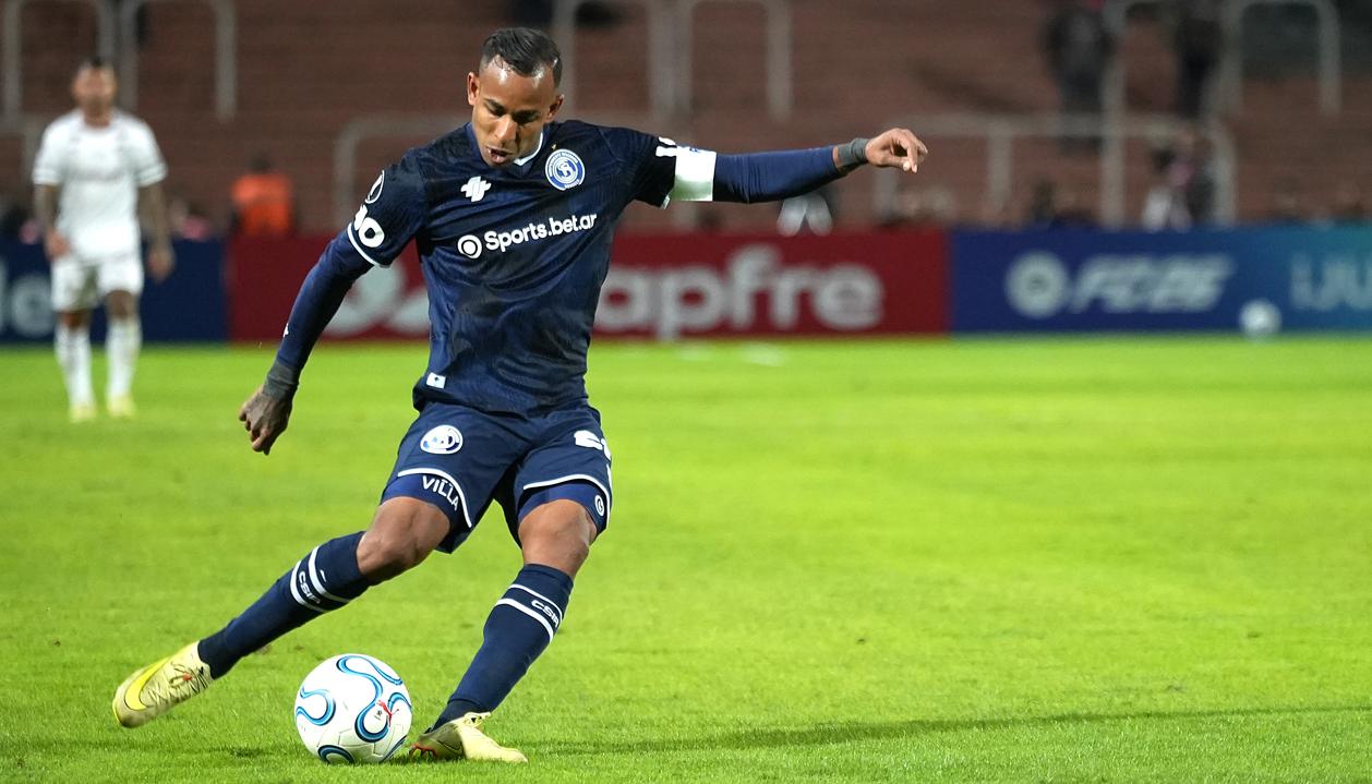 El colombiano Sebastián Villa, jugador del Independiente Rivadavia. 