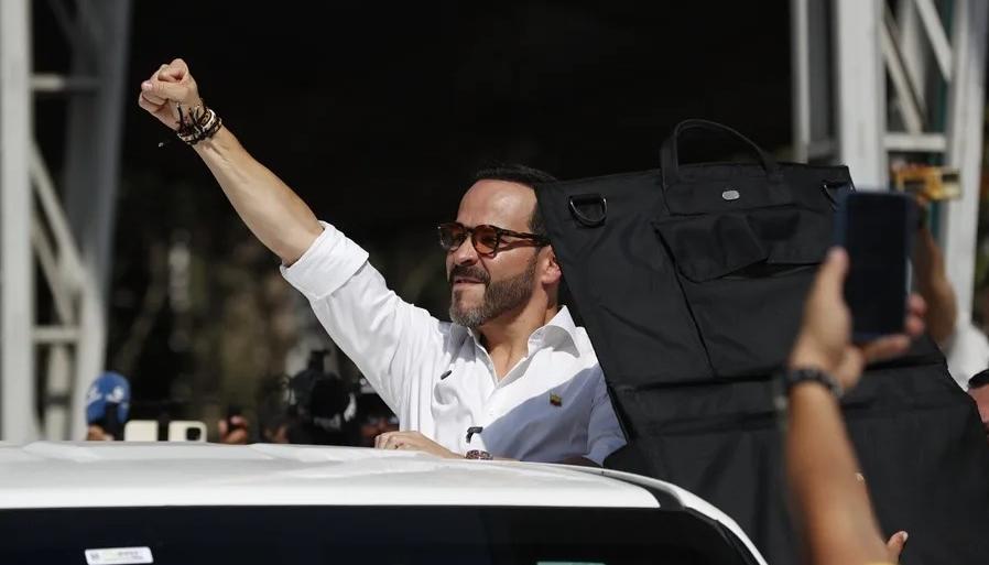 El candidato Abelardo De La Espriella.