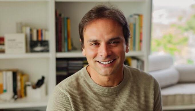 Alfredo Varela