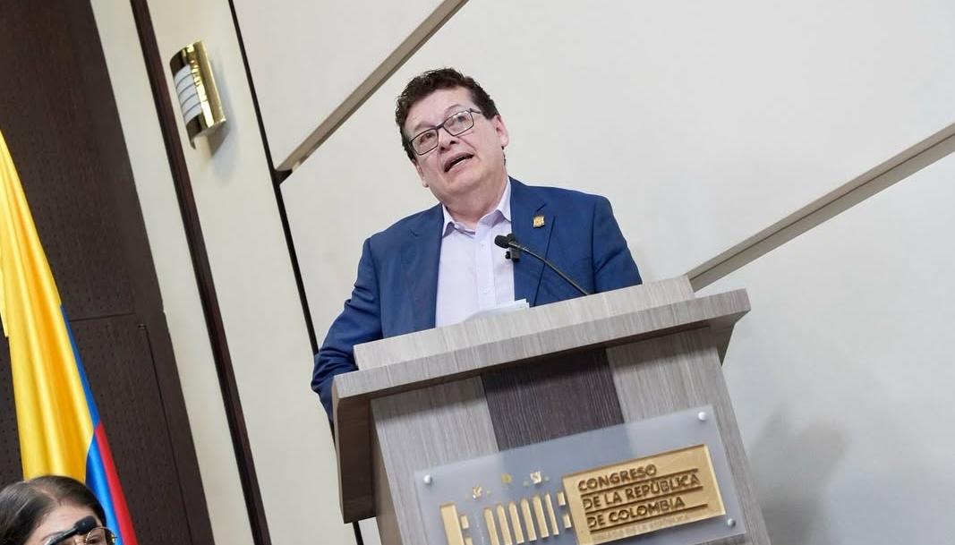 Alirio Uribe, representante a la Cámara