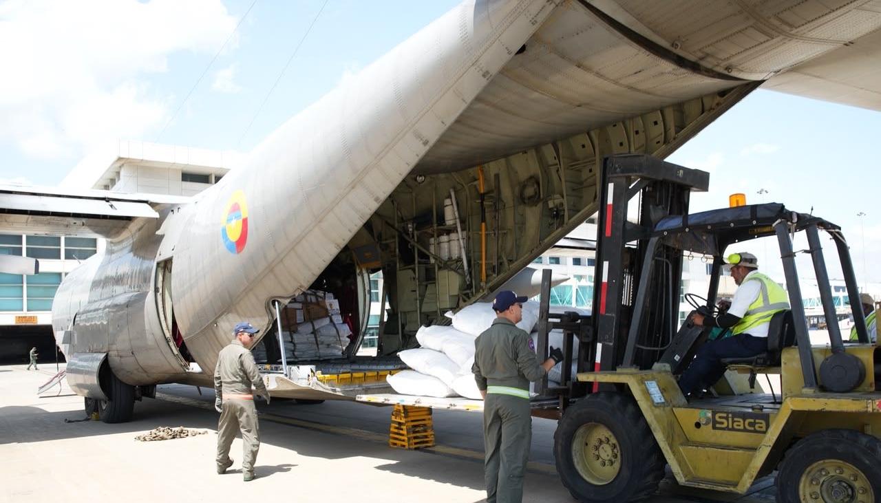 Avión de la Fuerza Aeroespacial Colombiana que traerá a compatriotas residentes en Venezuela