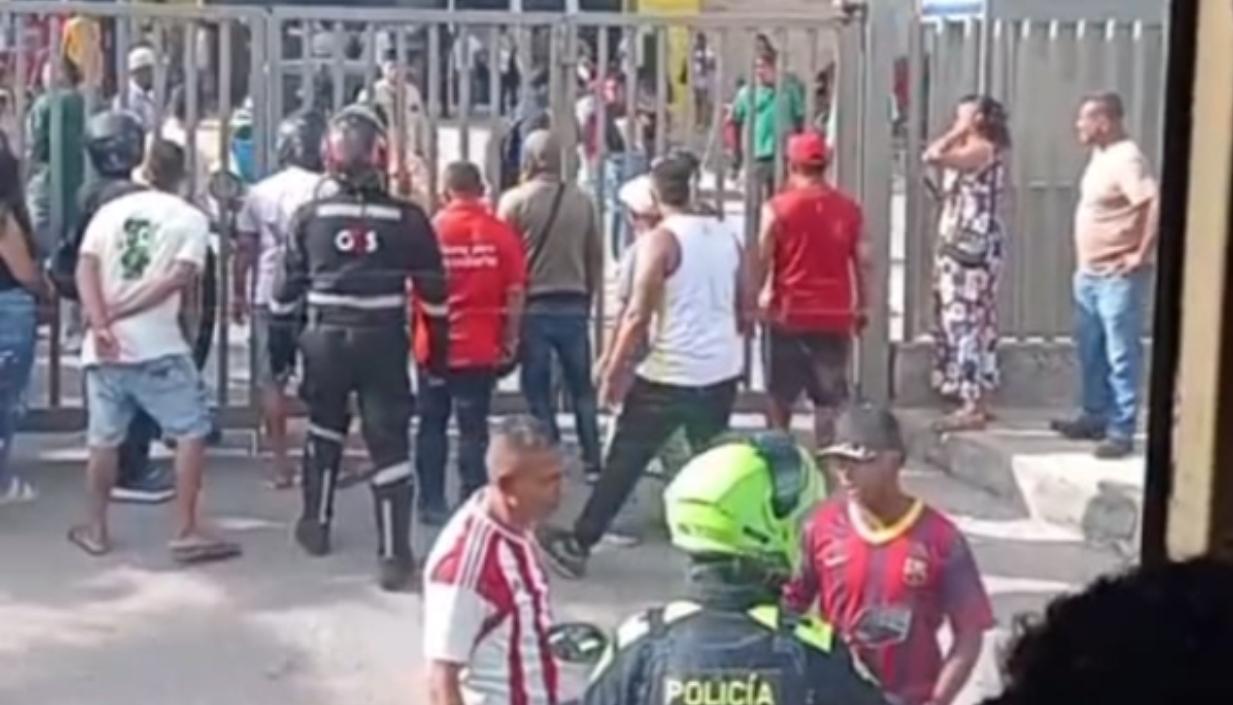 Lugar donde se presentó la balacera en la tarde de este sábado. 