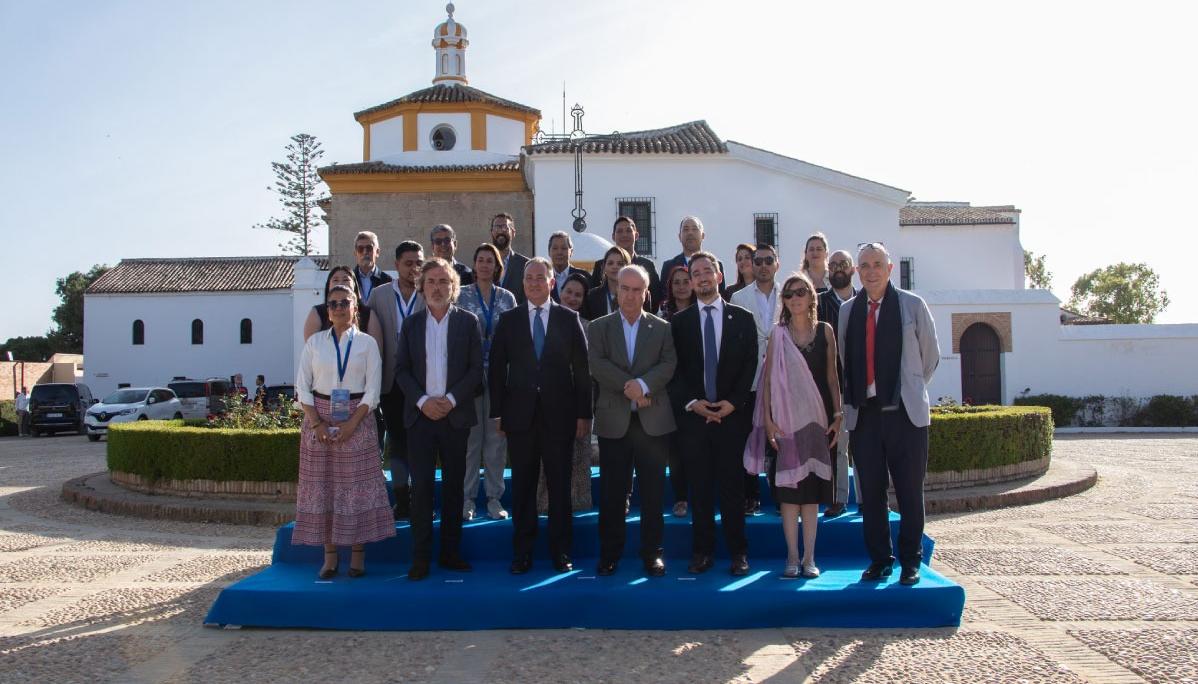 Representantes de 18 países estuvieron en la primera reunión del programa. 