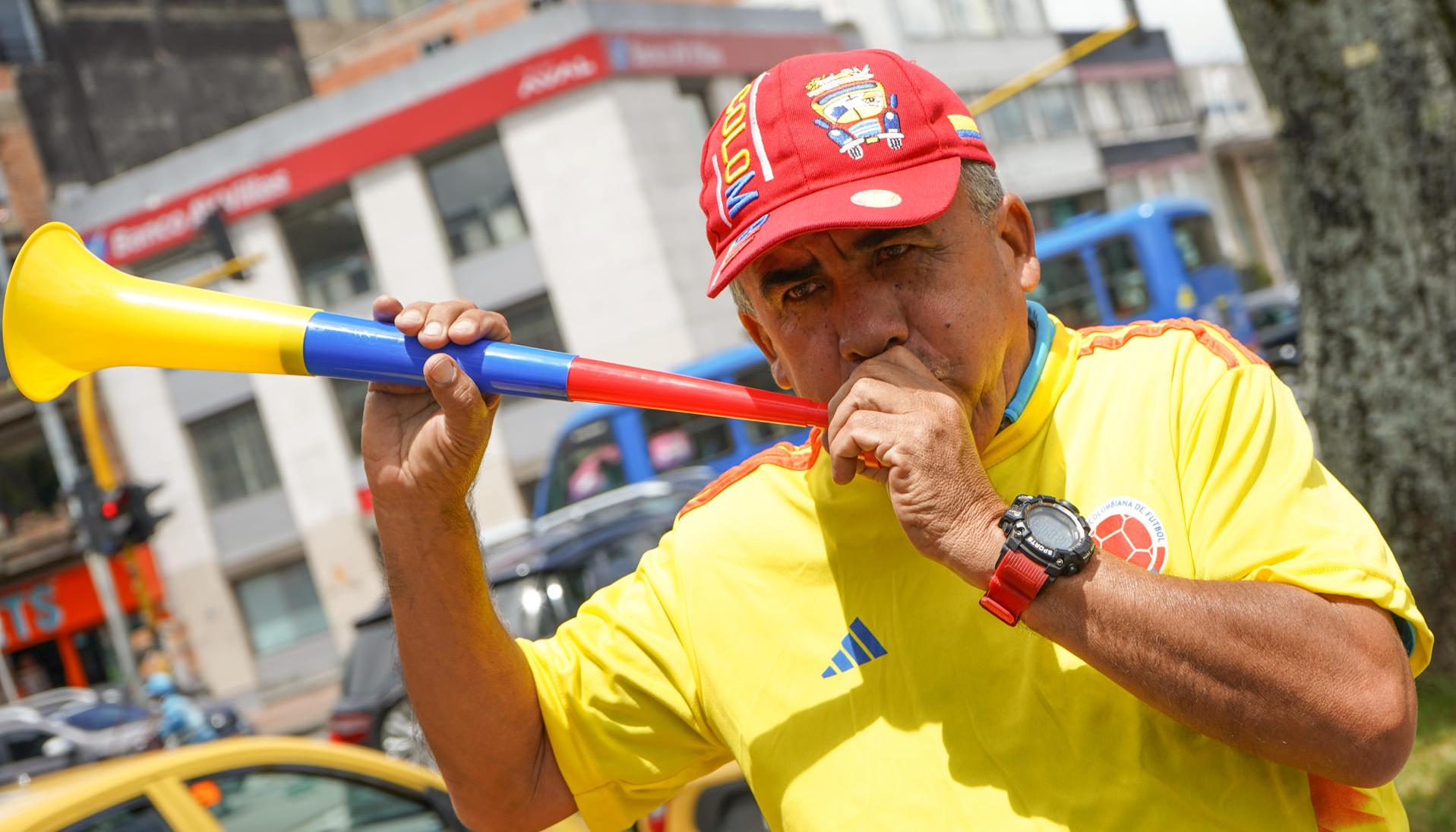 Los colombianos aguardan entre ventas e ilusión el estreno de la selección en el Mundial