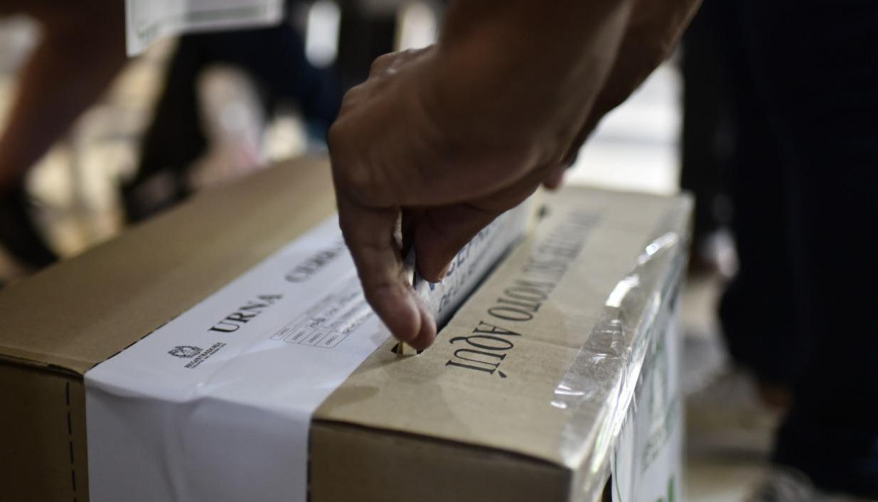 Unos 308.000 votantes convocados en España a las elecciones presidenciales colombianas