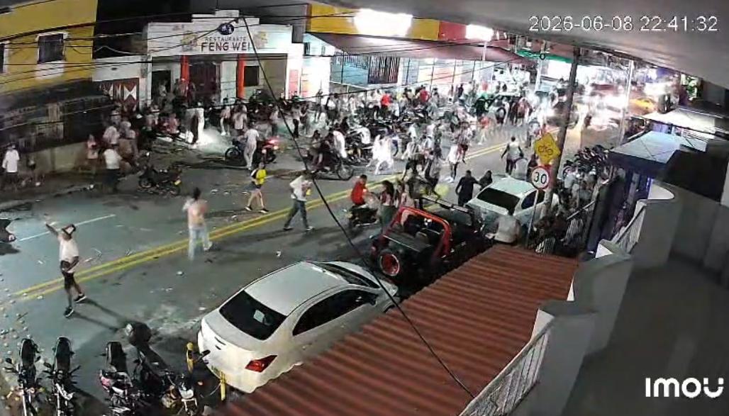 Desmanes en la carrera 21