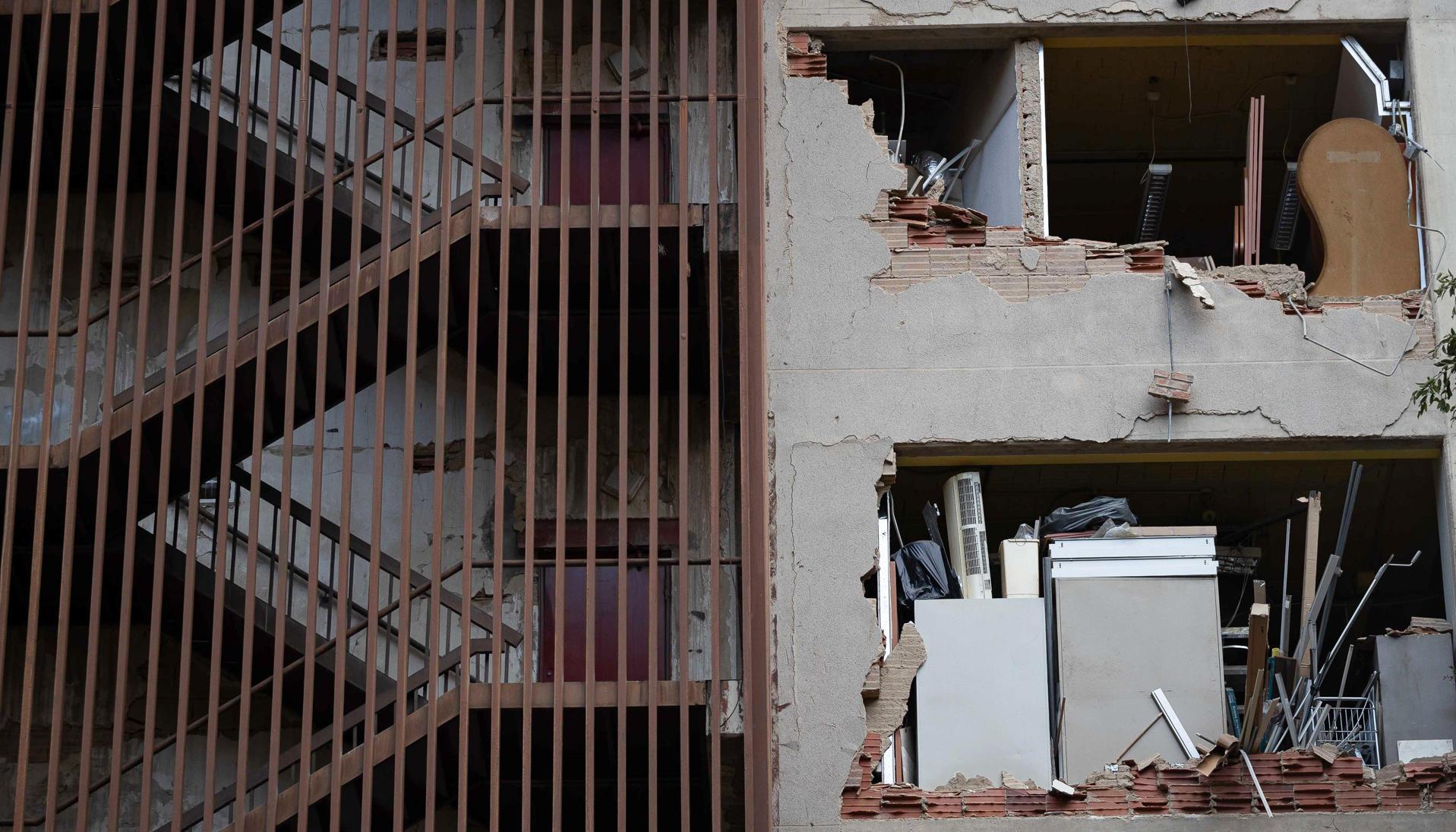 Edificio afectado por terremotos en Caracas.