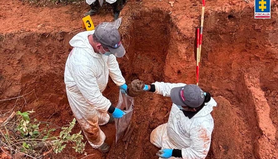 Diligencia de exhumación realizada en Ayapel (Córdoba).