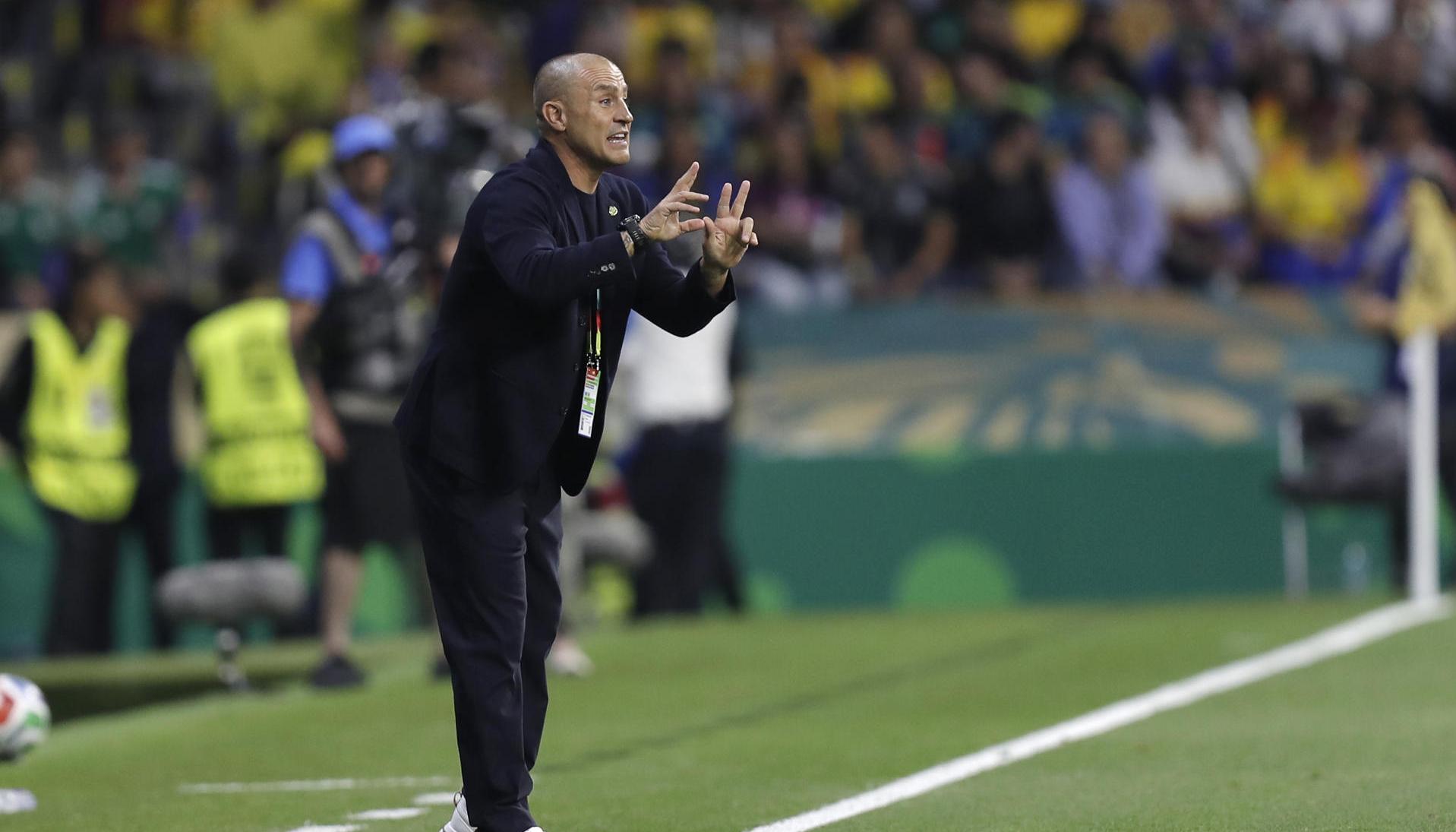 Fabio Cannavaro, entrenador de Uzbekistán.