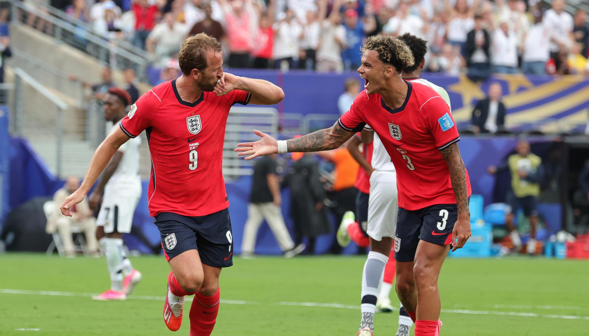 Harry Kane celebrando su conversión.