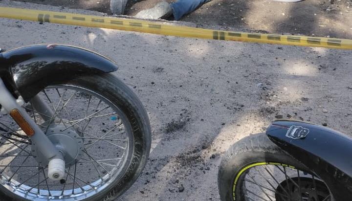 El contratista quedó muerto en el lugar de los hechos. 