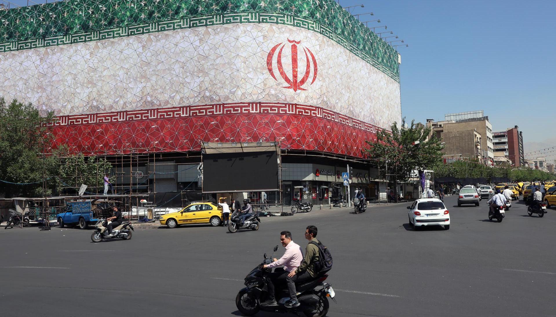 Plaza Enqelab de Teherán, Irán. 