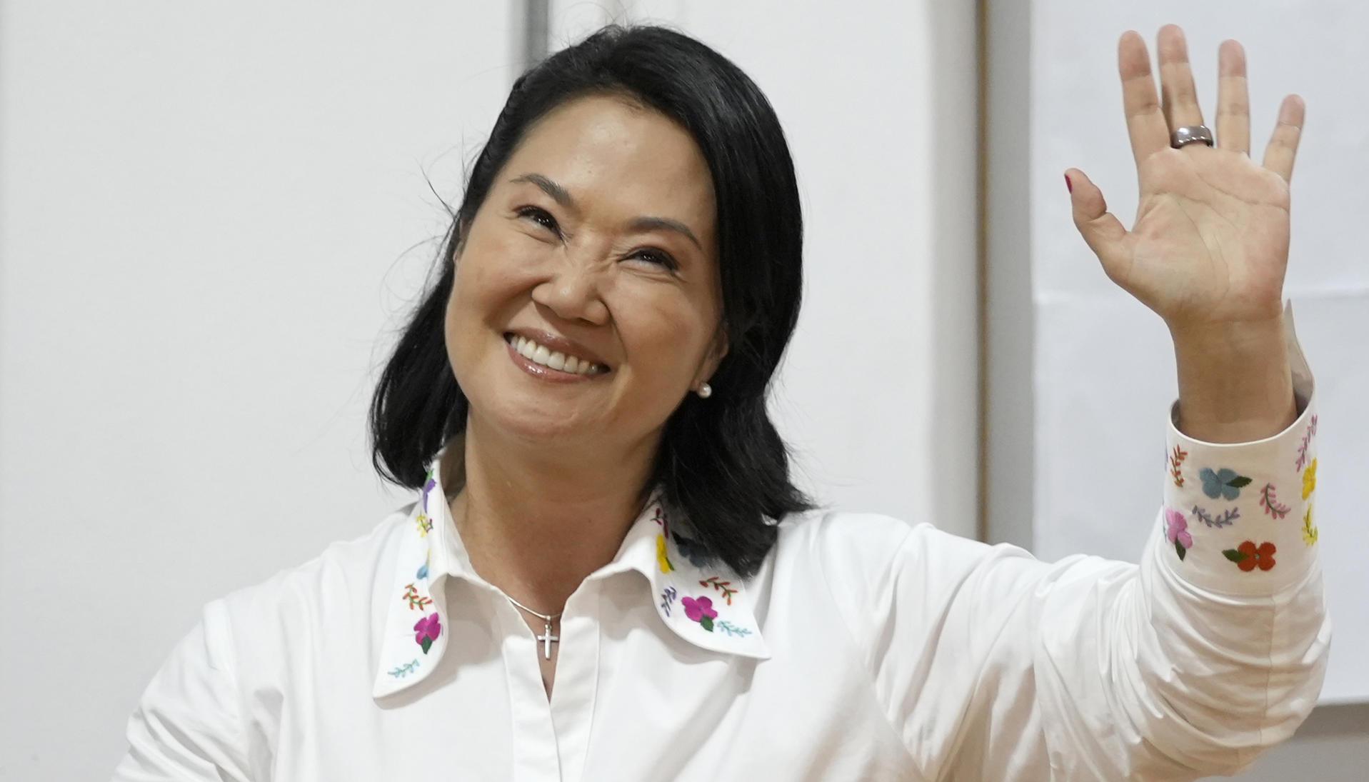 Presidentes y líderes de derecha felicitan a Fujimori por alcanzar la presidencia de Perú