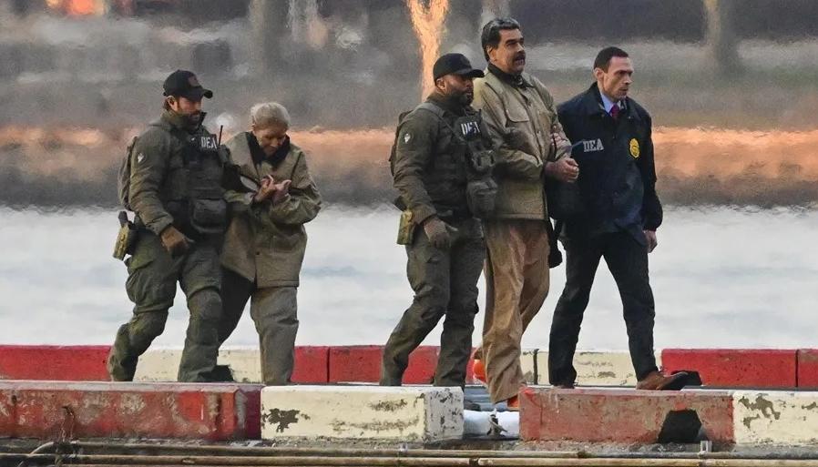 El presidente depuesto de Venezuela, Nicolás Maduro y su esposa Cilia Flores.