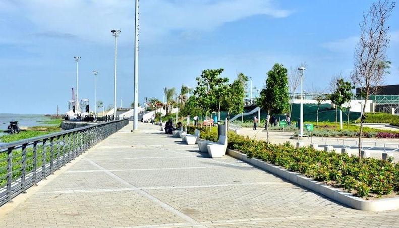 Malecón del Río.