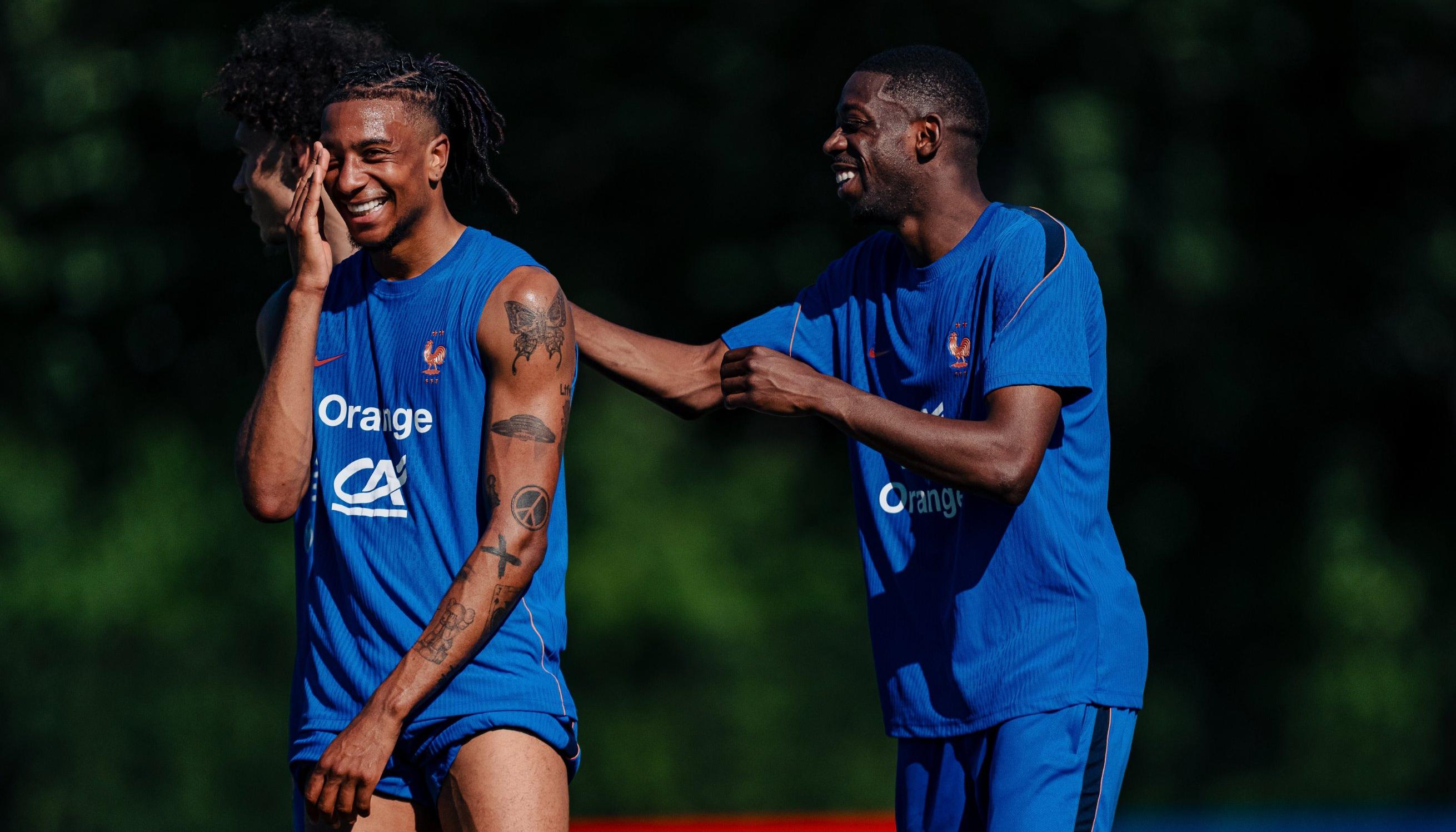 Michael Olise y Ousmane Dembélé.