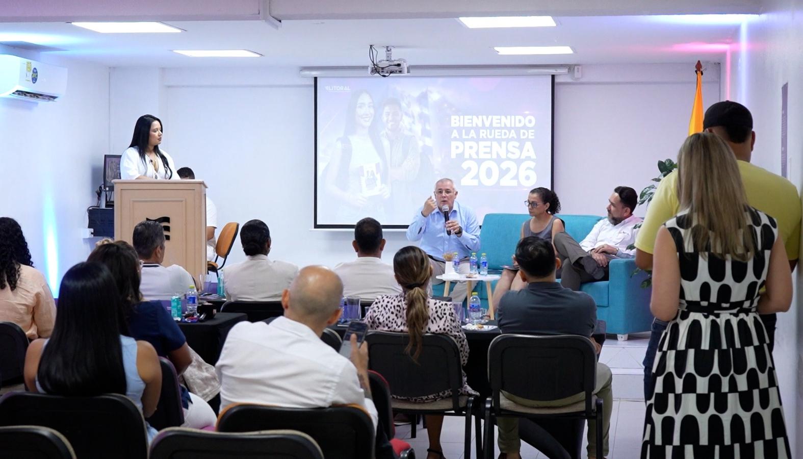 Presentación oficial de los nuevos programas de la Institución de Educación Superior Litoral.