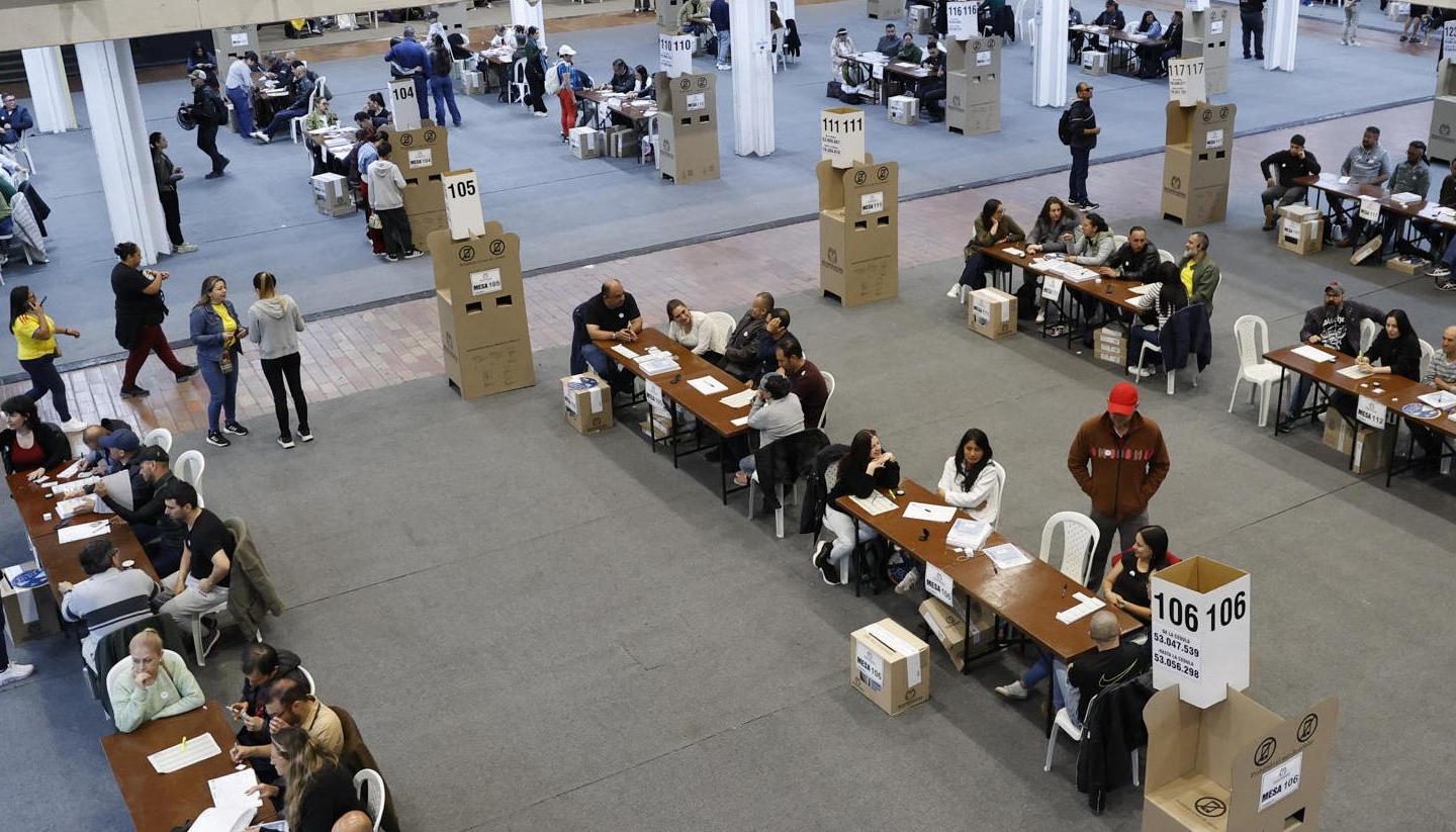 Un puesto de votación en Bogotá