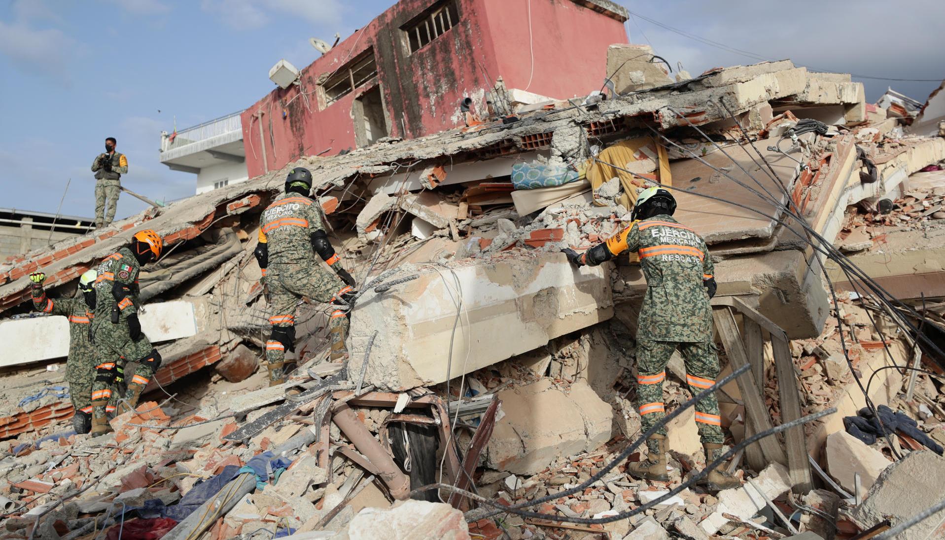 Venezuela vive horas cruciales para el rescate de víctimas, a casi 72 horas del terremoto