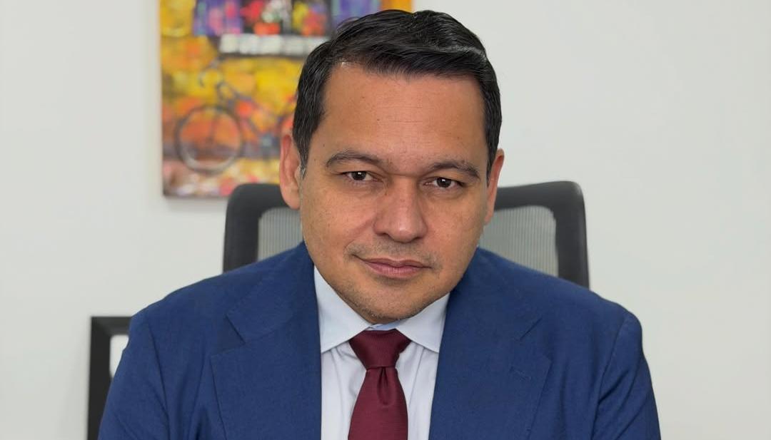 Alejandro Ocampo, miembro de la Comisión de Investigación y Acusación de la Cámara de Representantes.