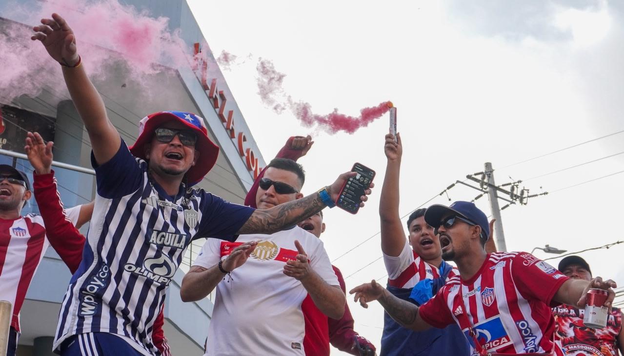 Hinchas de Junior. 