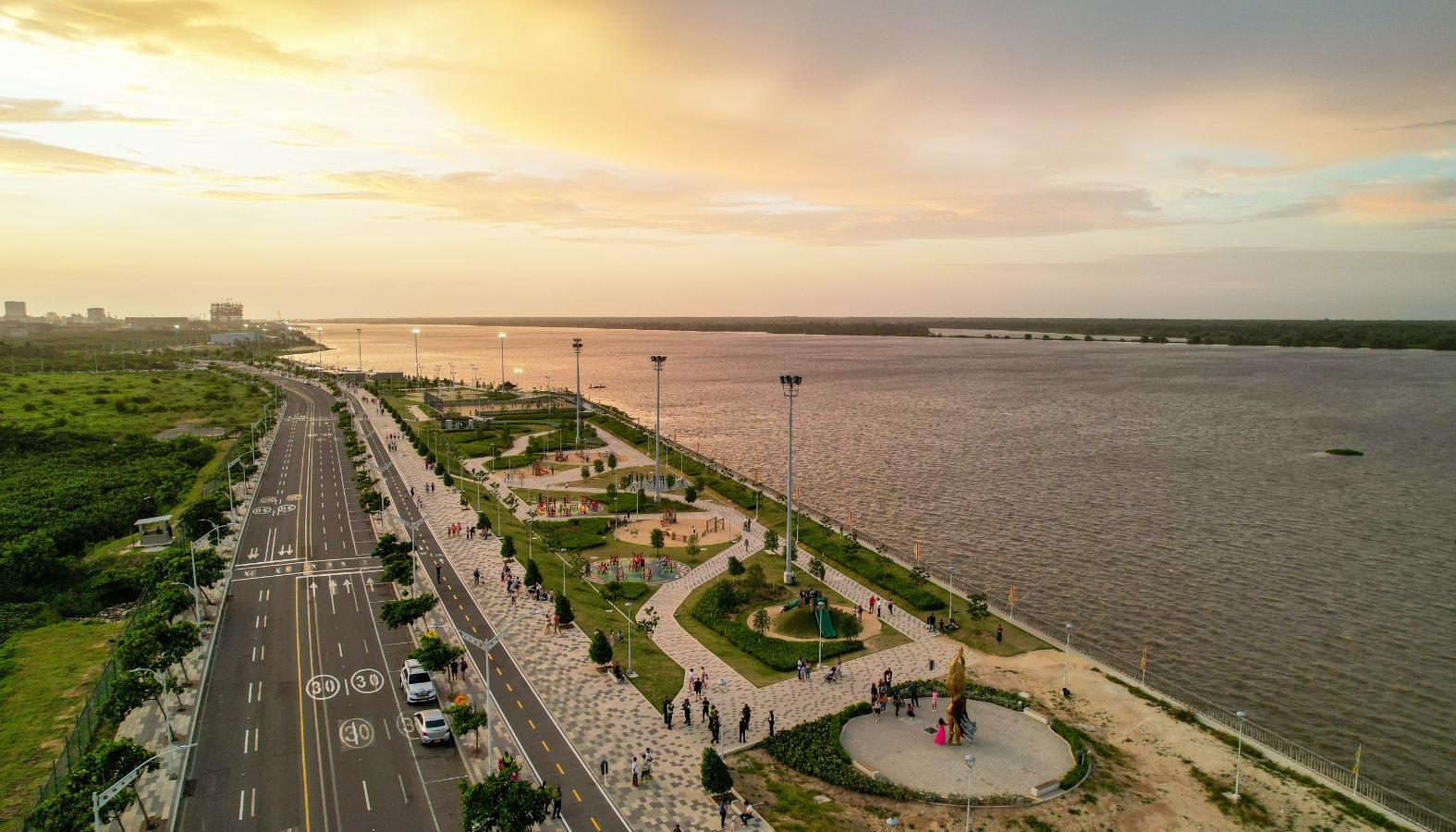 Panorámica del Malecón del Río, en Barranquilla. 