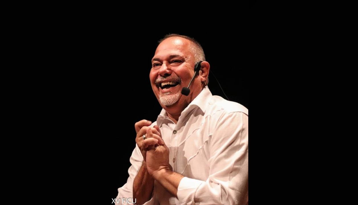  El narrador oral escénico cubano Pedro Mario López.