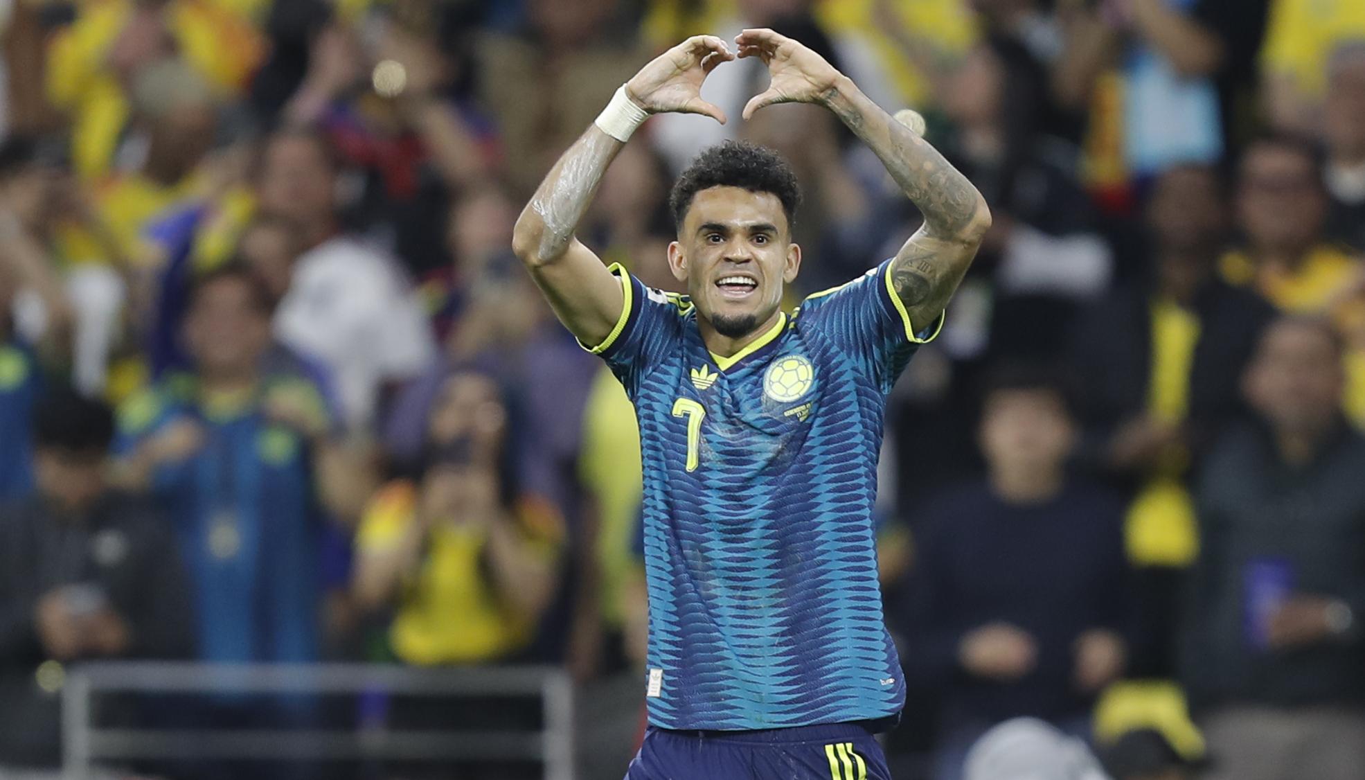 Luis Díaz brilló con asistencia y gol en la victoria de Colombia.