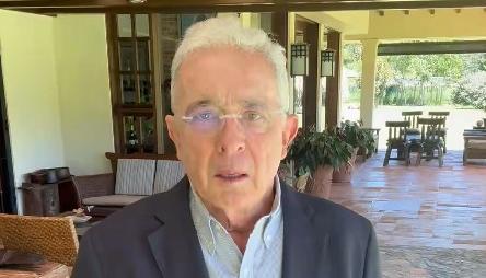 Álvaro Uribe 