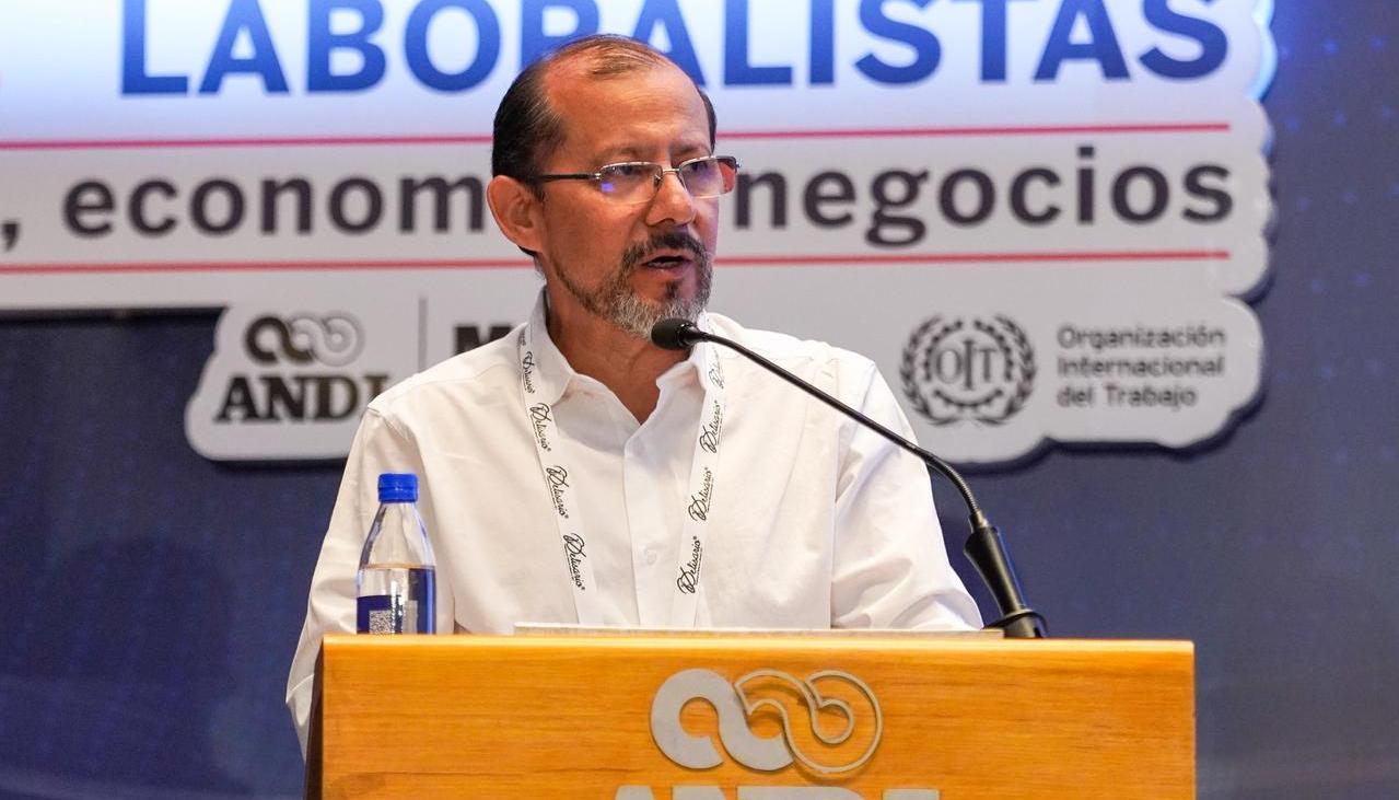 Ítalo Cardona, director de la Oficina de la OIT para los Países Andinos