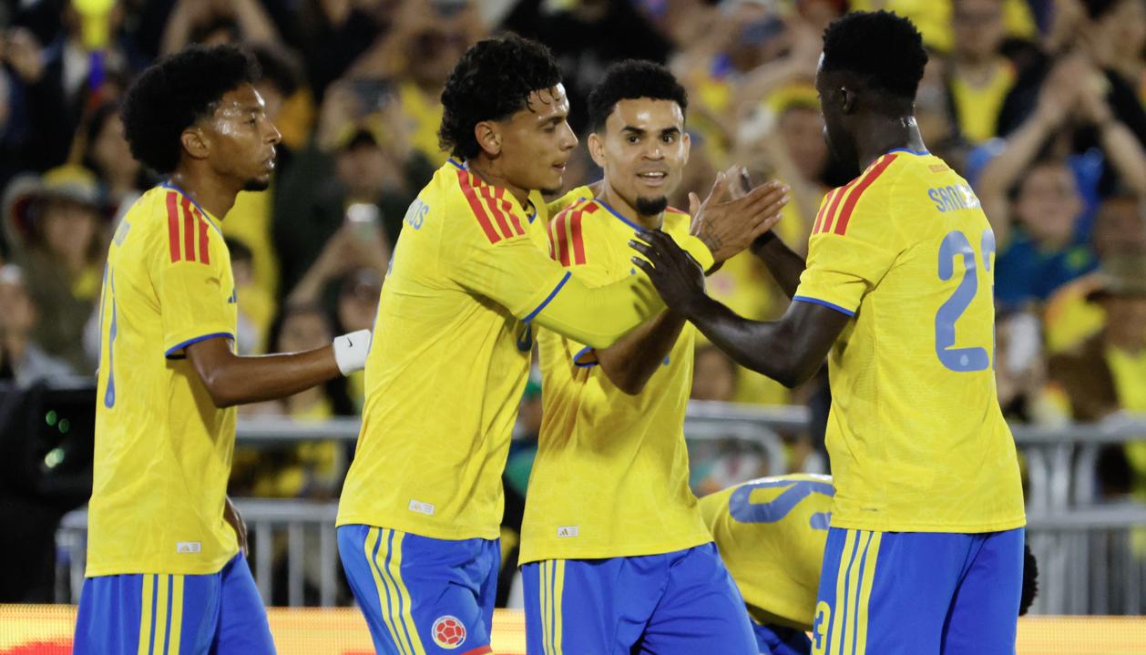 Johan Mojica, Richard Ríos, Luis Díaz y Dávinson Sánchez, integrantes de la Selección Colombia.