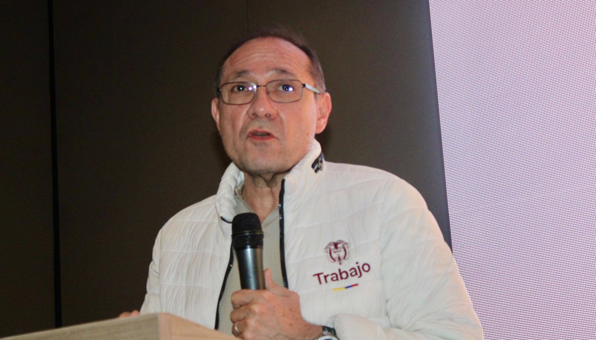 Antonio Sanguino, ministro de Trabajo y encargado de la Superintendencia de Subsidio Familiar. 