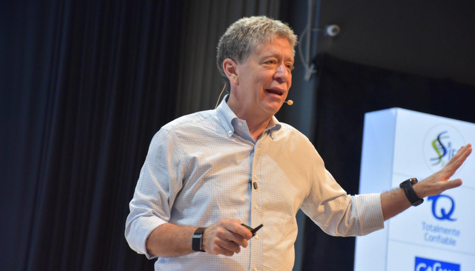 Bruce Mac Master, presidente de la Andi.